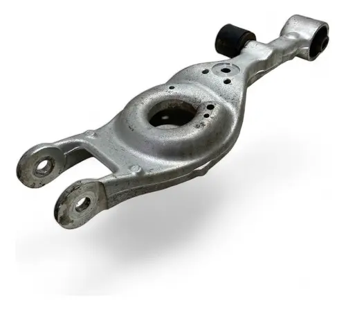 Balança Suspensao Traseira Esquerda Kia Cadenza 2012 Cx77