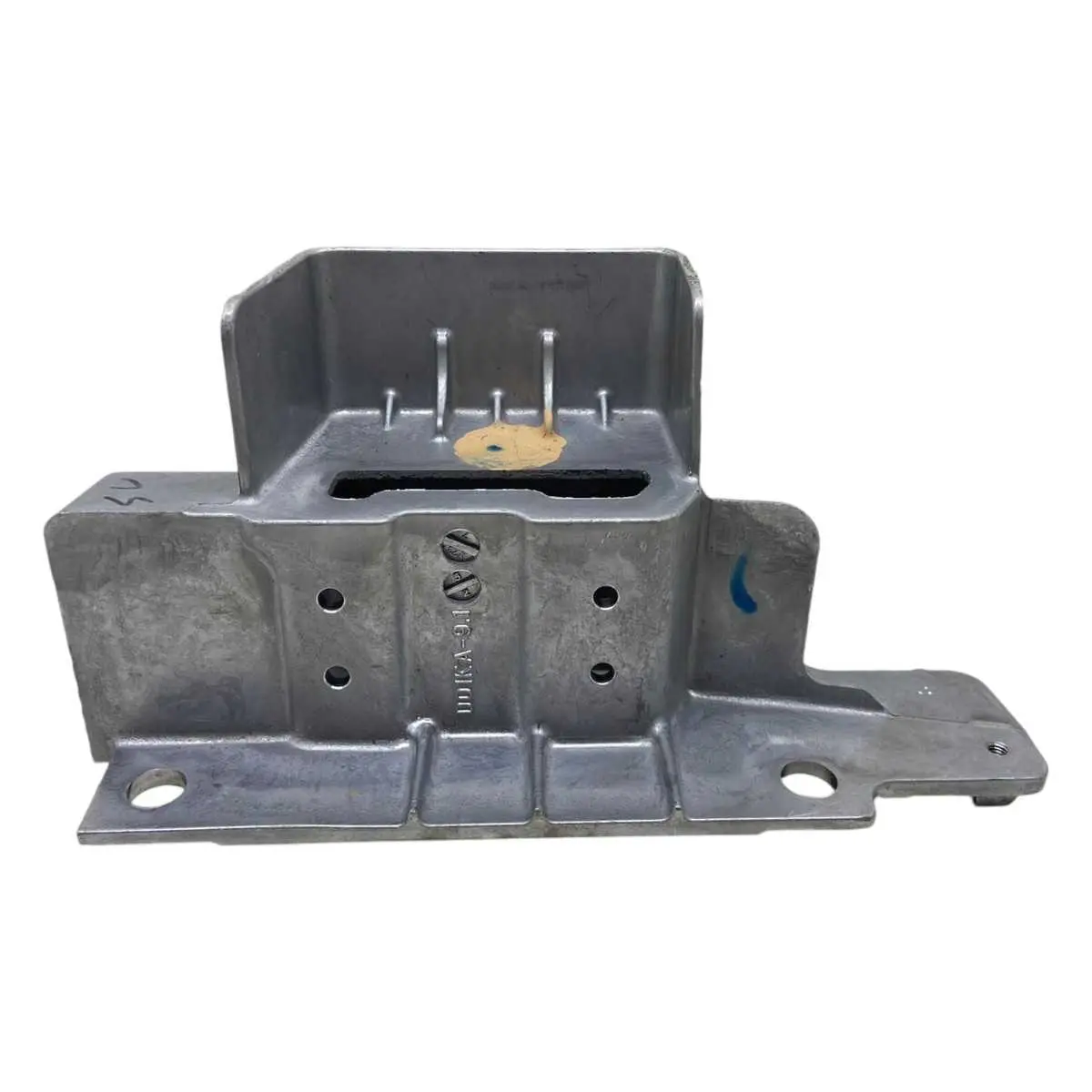 Suporte Para-choque Diant Esq Land Rover Defender L663 -5116