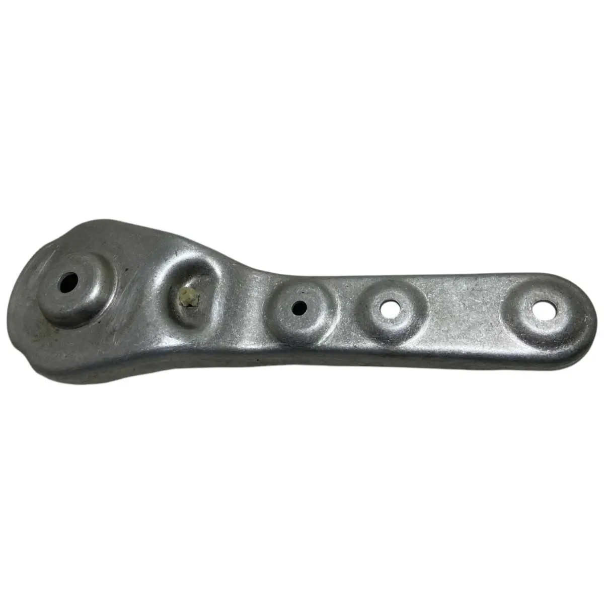 Suporte Esquerdo Suspensão Traseira Bmw 530e 2.0 2022 -17265