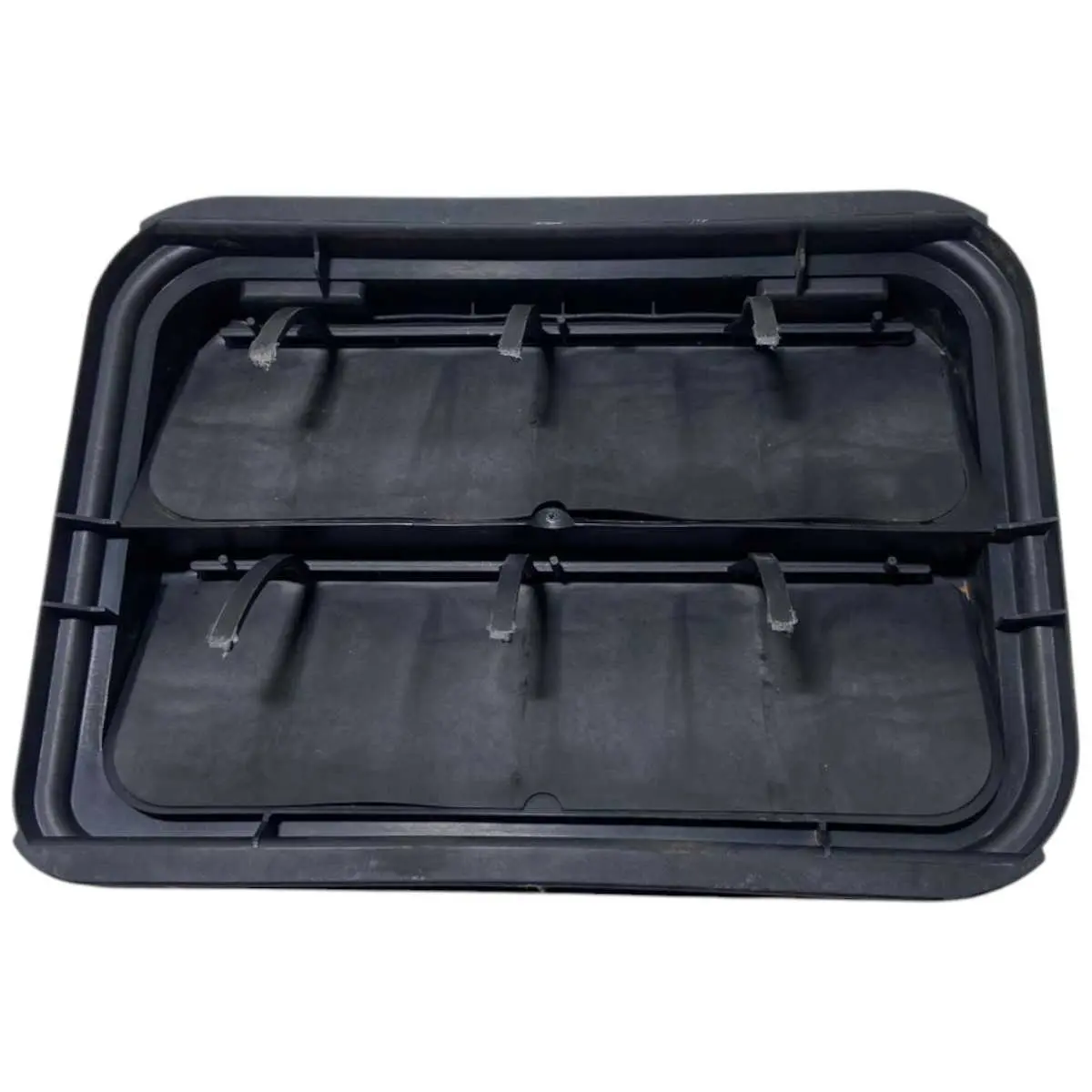 Difusor Ar Tras Esquerdo Carroceria Fluence 2.0 2013 -17368