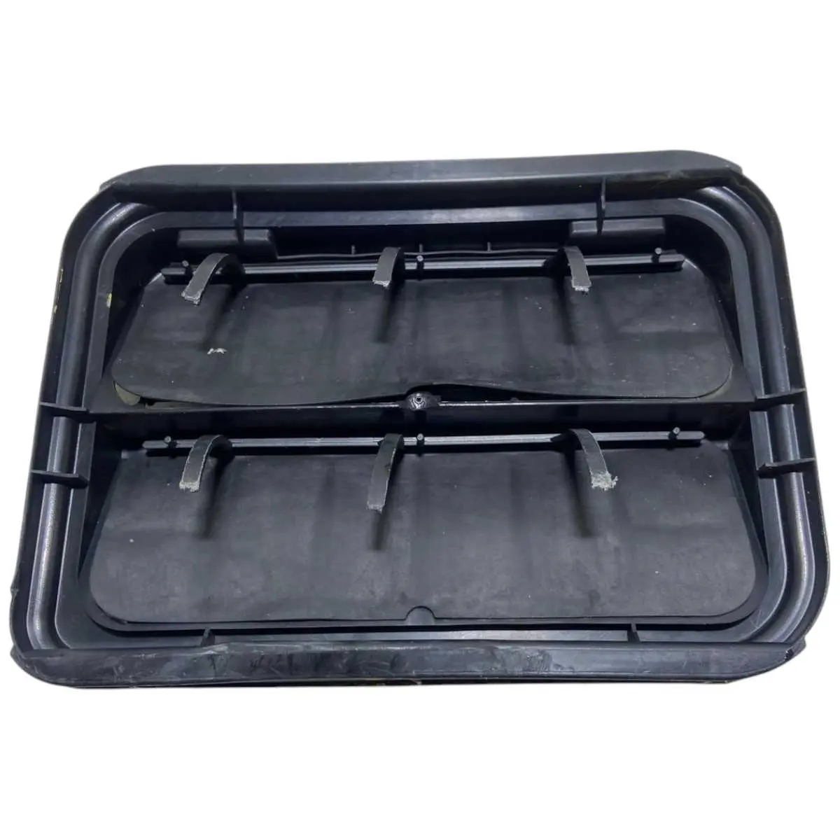 Difusor Ar Tras Direito Carroceria Fluence 2.0 2013 -17367