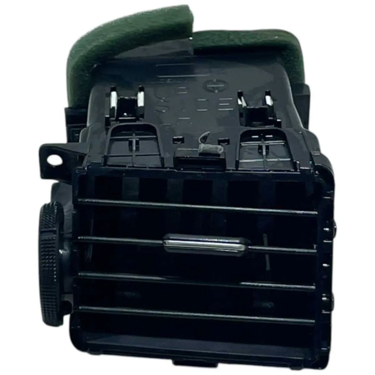 Difusor Ar Esquerdo Nissan Tiida 2008 -20271